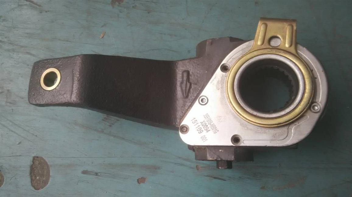 Bras de réglage automatique droit, 224200886