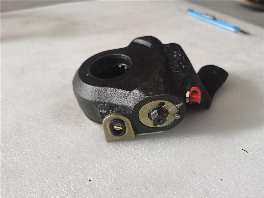 Front right automatic adjustment arm assembly (14T), BRD, 224200897-2