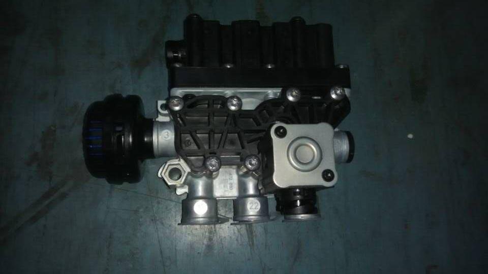 Solenoid valve, Shanghai WABCO, same as 472 880 064 0
