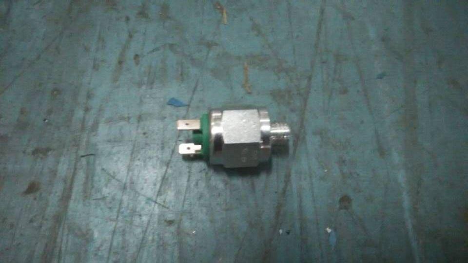 Interrupteur de pression, Shanghai WABCO, même que 441 014 025 0