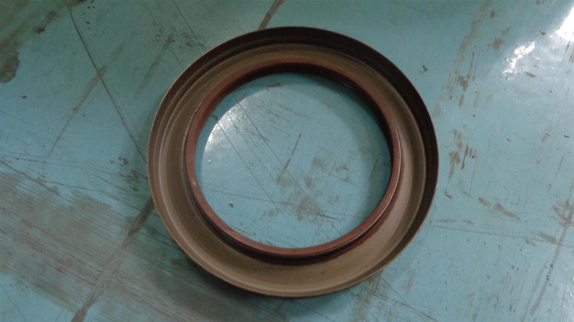 Сборка масляных пломб, F65D815