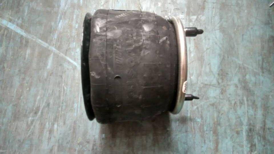 Vessel air bag assembly, W01-358-8646-1