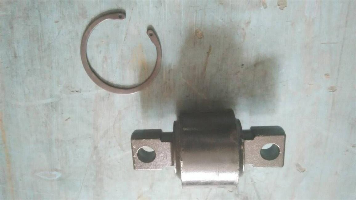 Straight thrust rod bushing, pin type, 229500061-1