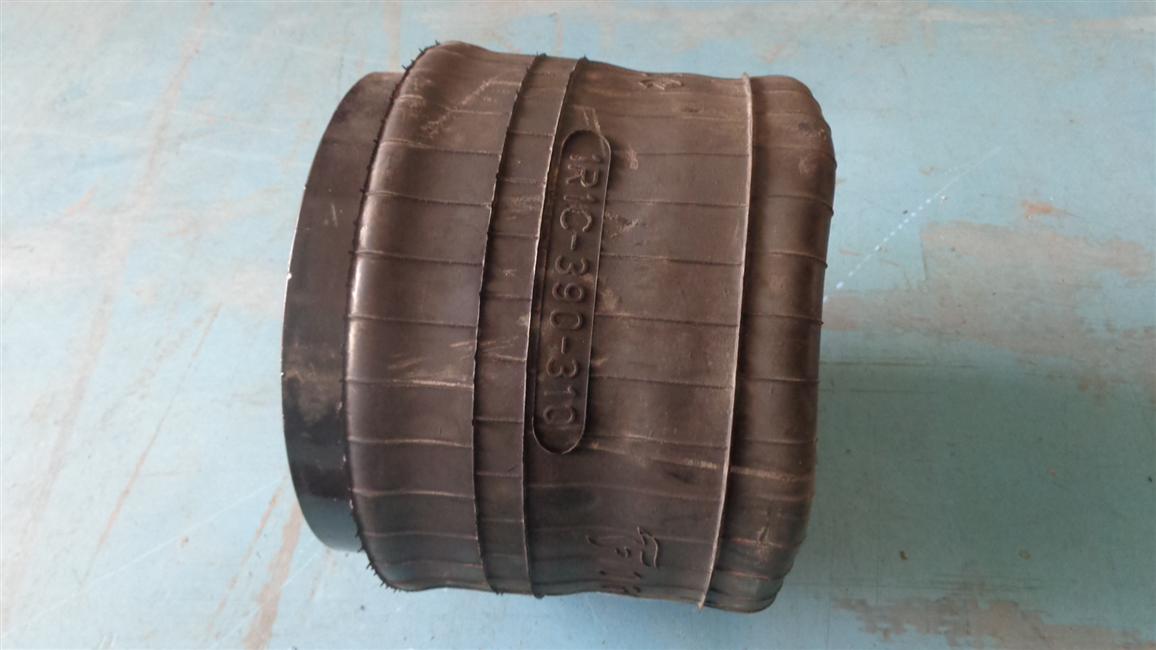 Airbag assembly, 229400620