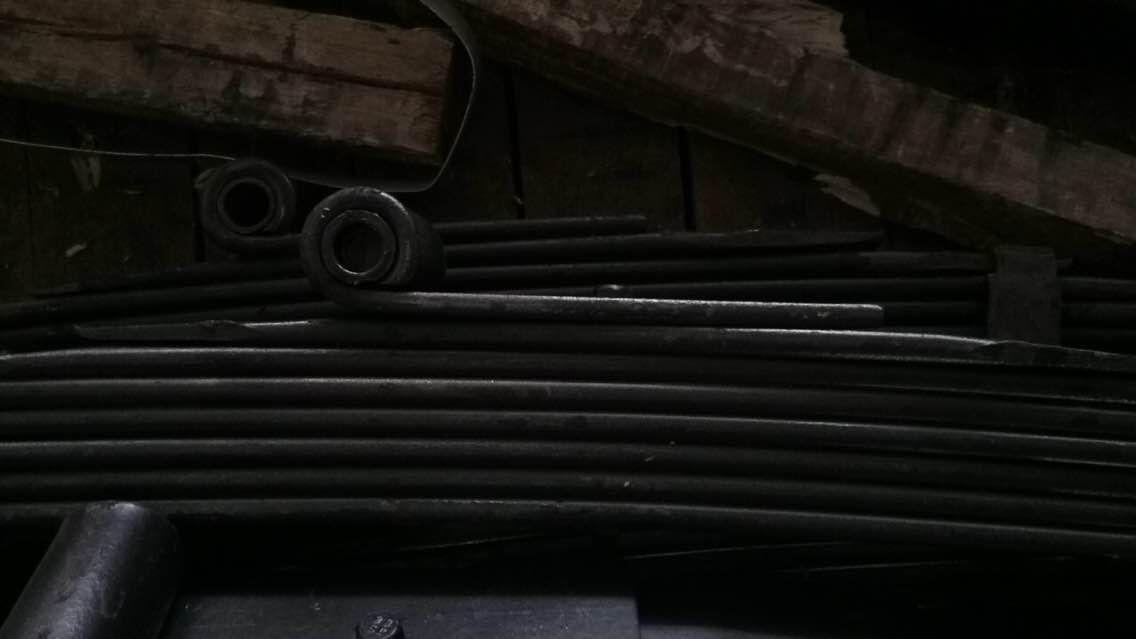 Assemblage de ressorts à feuilles en acier avant gauche, 1600, 90, 7+1 pièce-3