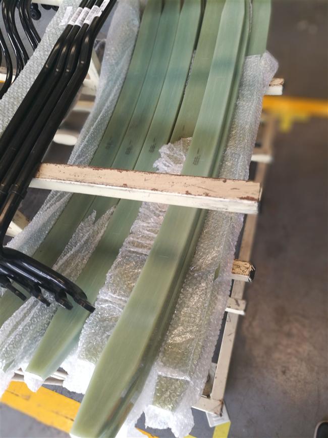 Весеннее собрание спереди листьев, эра Чжучжоу, KT-1