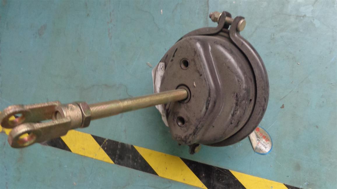 Передняя правая тормозная камера в сборе, JY30XM-JWS1Z2-XMQ4-1