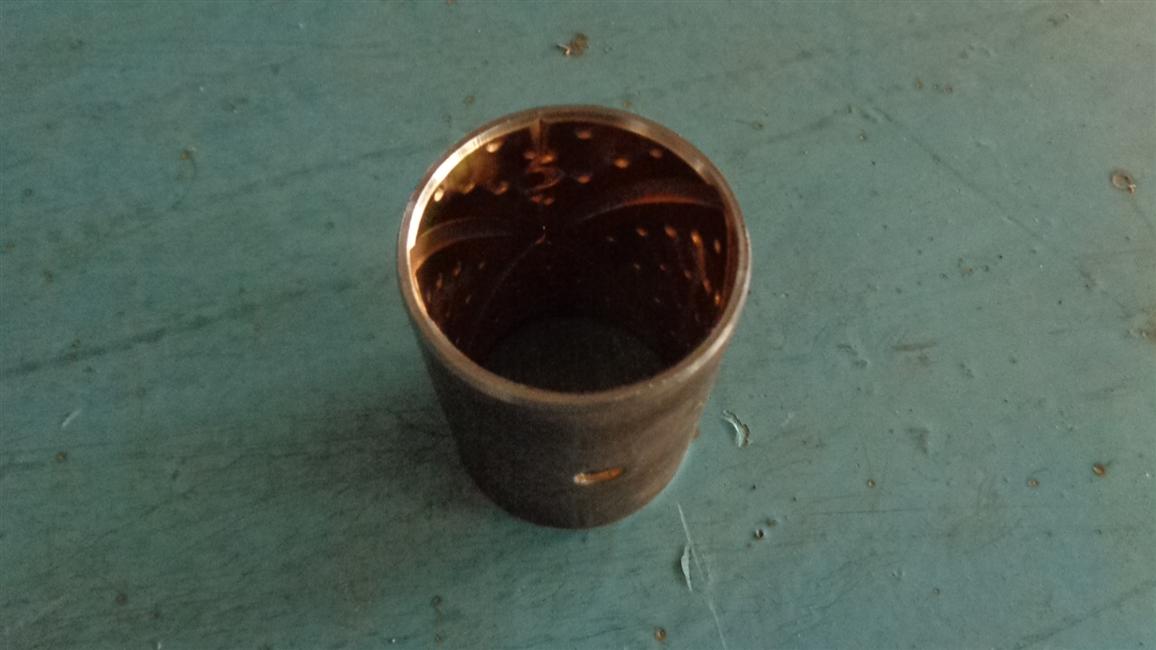 Lower bushing, 30JS18Y-00005-1