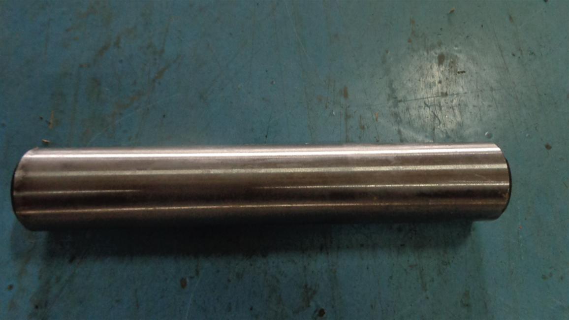 Steering joint kingpin, 30JS18Y-00005