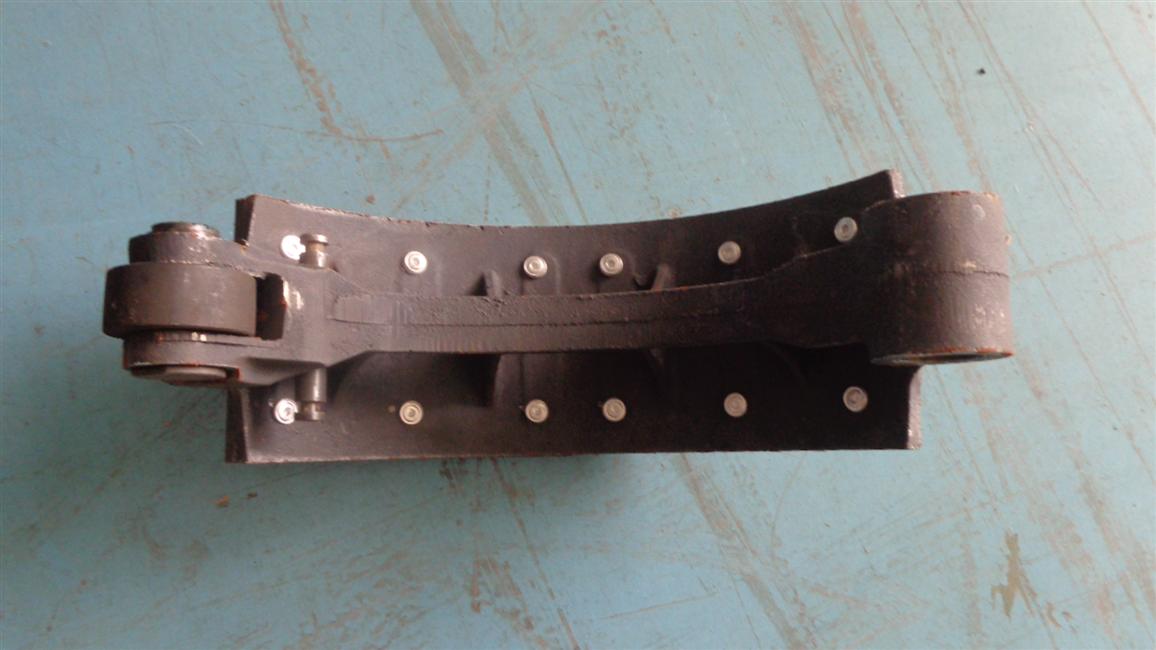 Front and lower left (upper right) brake shoe with friction plate pin and roller assembly, 30JS14F-00005