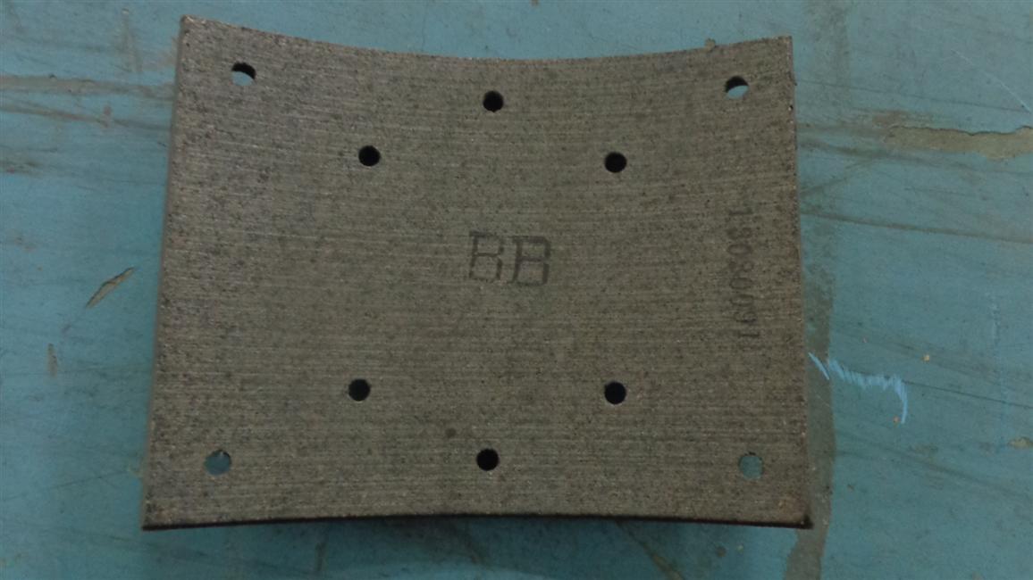 Front brake pads, 30NS30W-00005