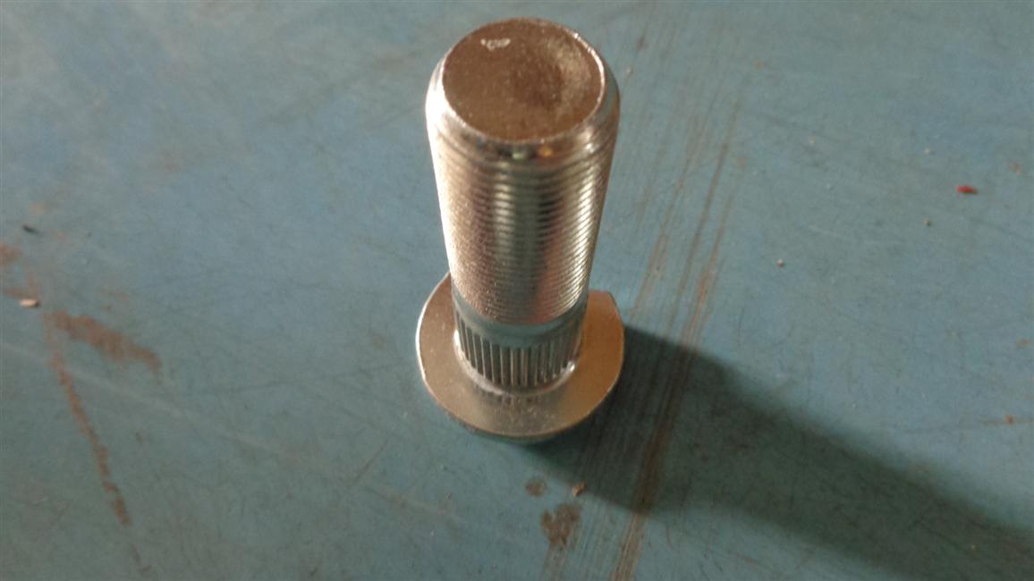 Left wheel bolt, 30WS03A-00005