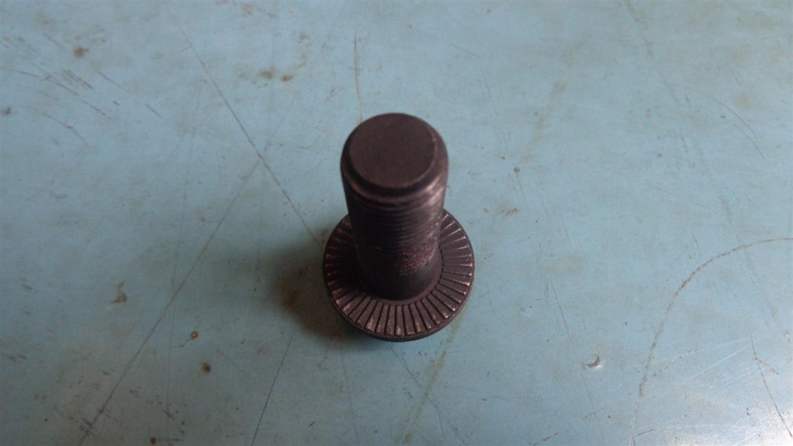 Hexagonal flange bolts-brake disc and wheel hub, 30WS03A-00005-2