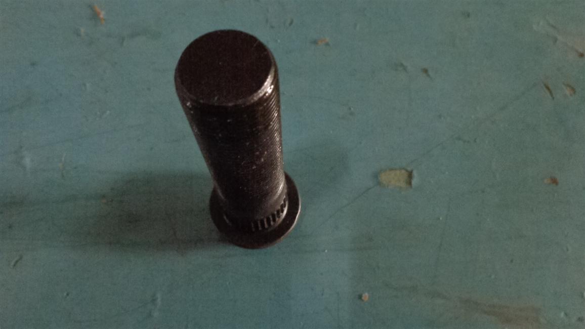 Wheel bolts, MFS66122AAC10-1