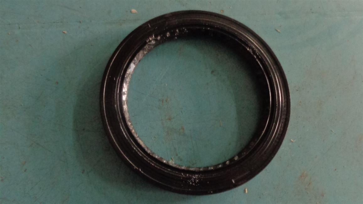 Front axle wheel hub oil seal assembly, 3000005-ZD03M-1