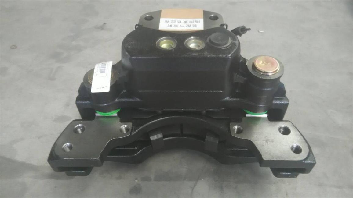 Right disc brake assembly, YF22.5, 3000005-ZD03M-1