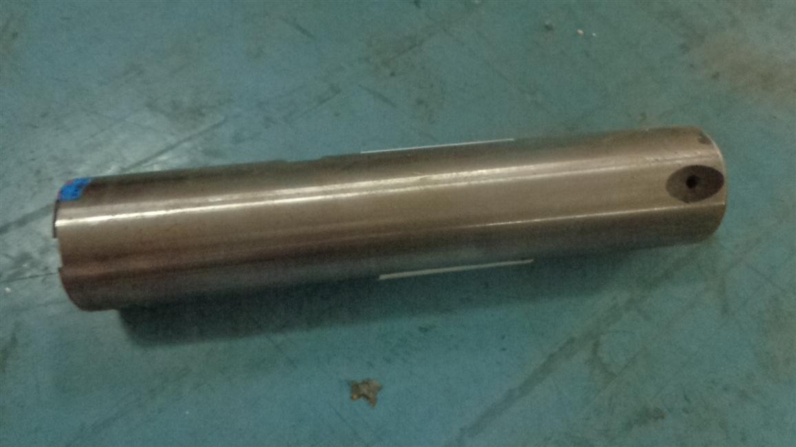 Steering joint master pin (with oil tank), 230200150-1