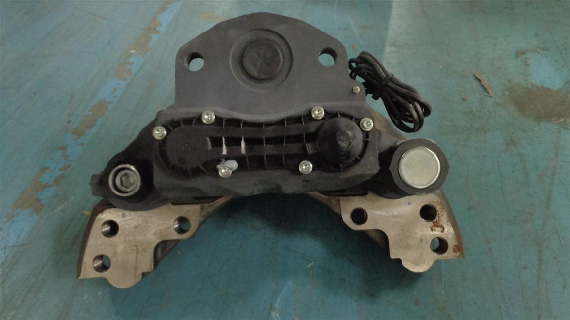 Front right brake caliper assembly, VIE19.5, HT30B-212S2