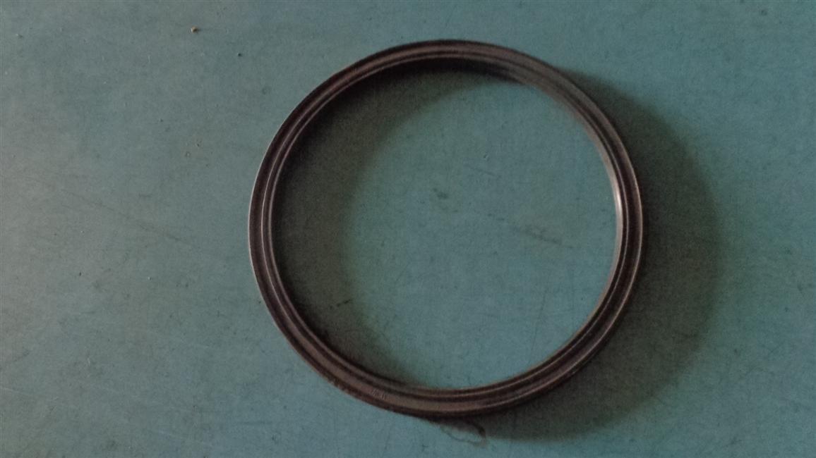 Комплект переднего узла масляной пломбы, SQ30C064-Z1A2