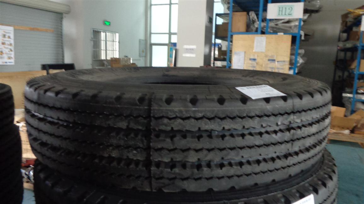 Tires, double-money tires, 10R22.5, RR400-1
