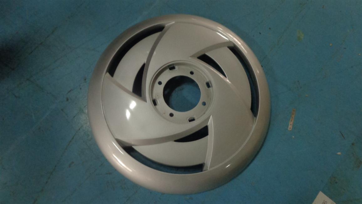 Left front wheel cover assembly, 6898Y, 12R22.5-2