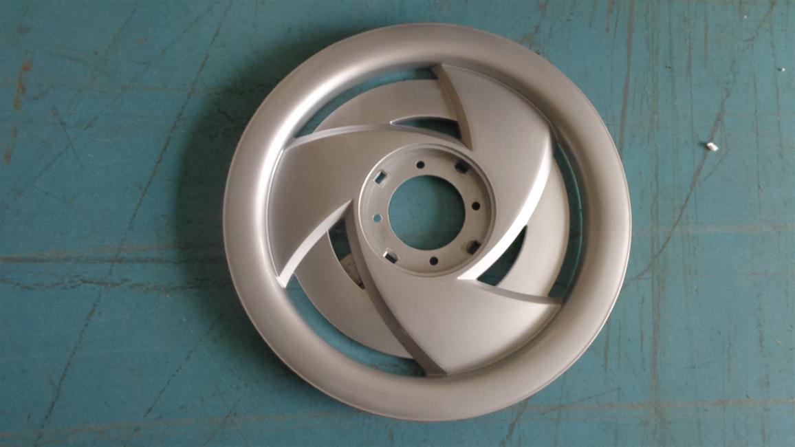 Left rear wheel cover assembly, 6898Y, 12R22.5-2