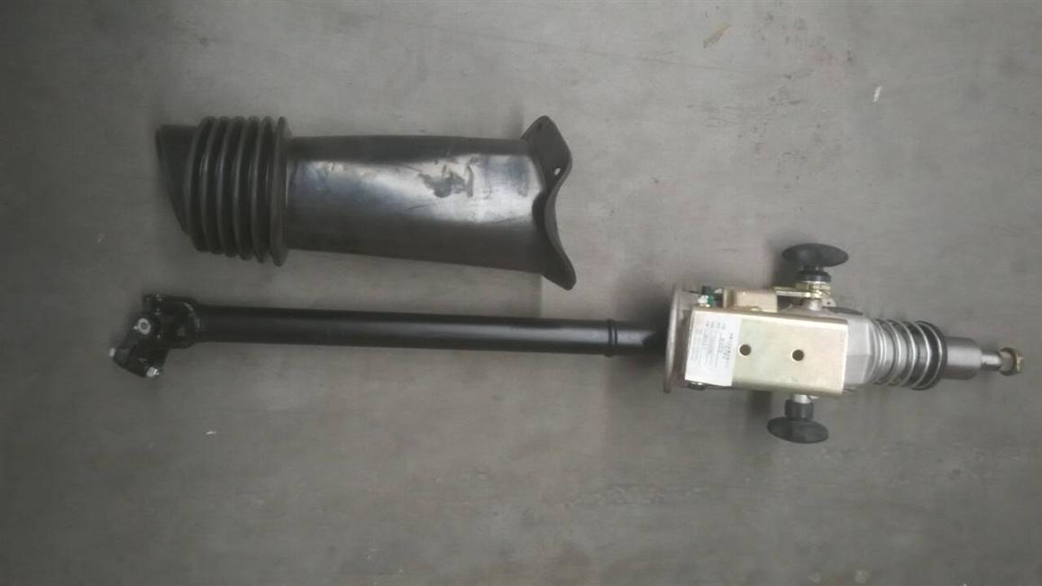 转向管柱,L=620-680,输入花键36,输出花键1X79 ZGN 715