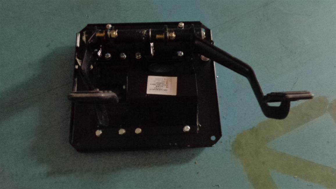 3-комбинация педали в сборе