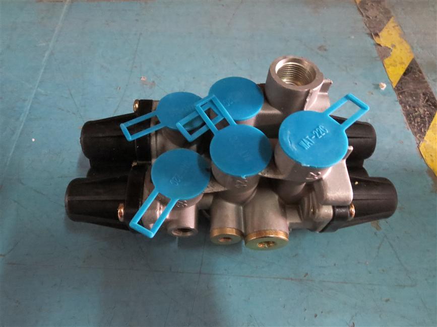 Six-circuit protection valve, 235200010