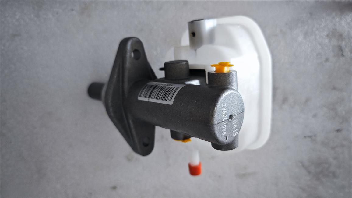 Главный тормозной насос с топливным баком в сборе, HFHJ, 235400019, KS2