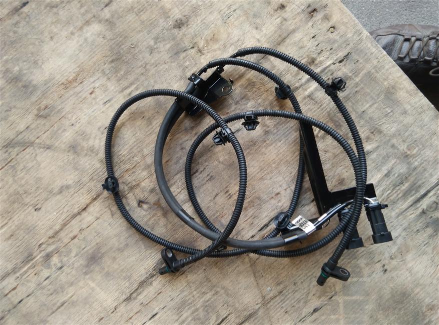 Wheel speed sensor, rear wheel, active type, 10, KS2L