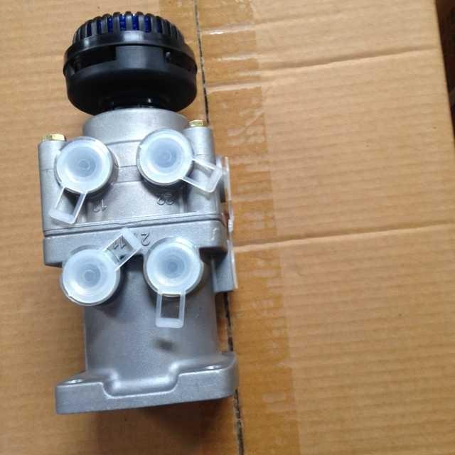 Paper-mounted brake master pump (zero pressure difference)-1