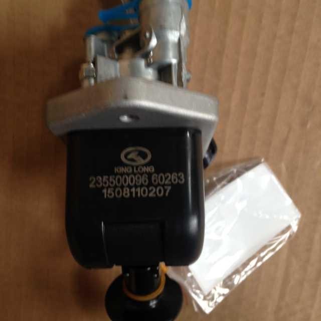 Hand control valve