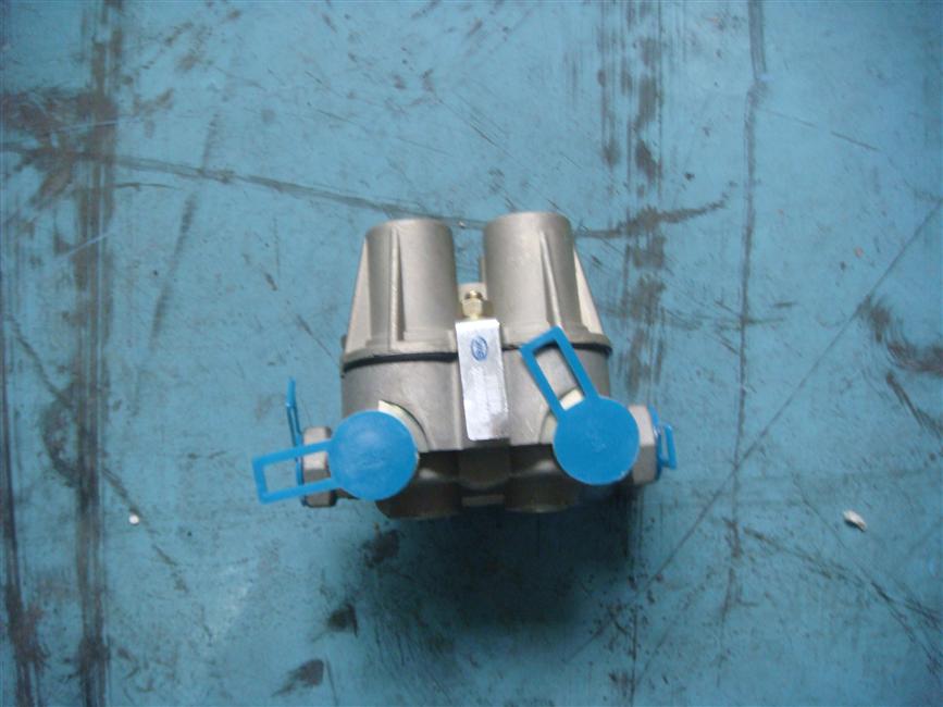 Защитный клапан с четырьмя отверстиями-1