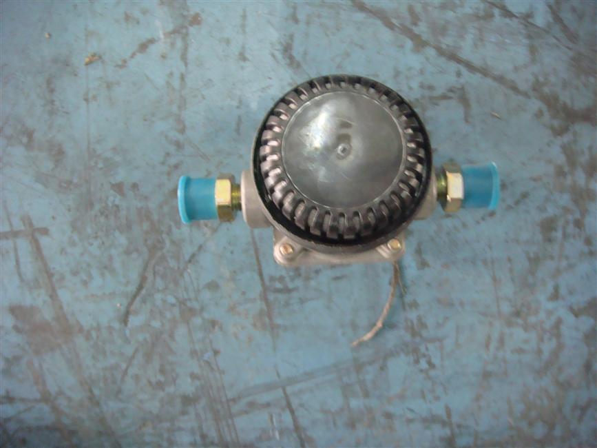 Quick release valve-1