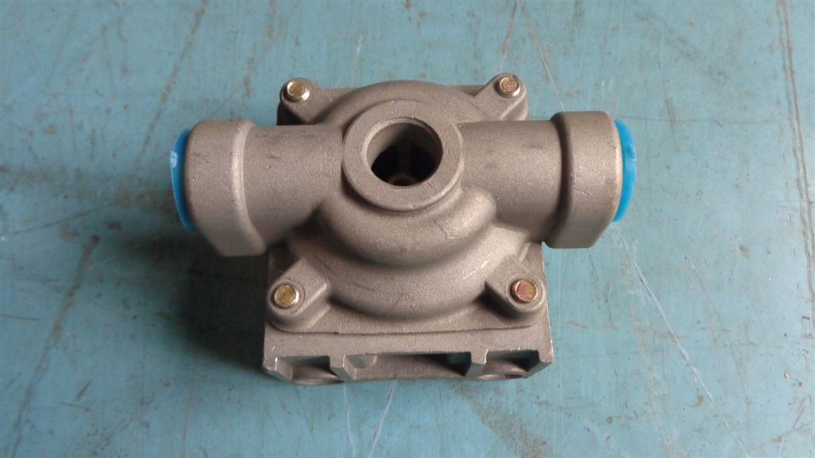 Quick release valve-1