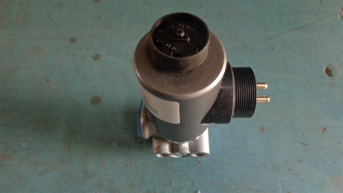 Трехсторонний соленоидный клапан, 472 170 600 0-2