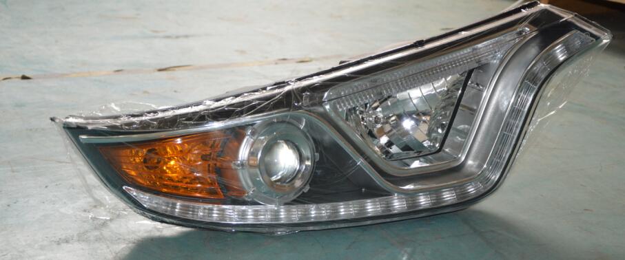 Combined headlight, HC706X408-R, 6125AYD4C, right, 24V-2