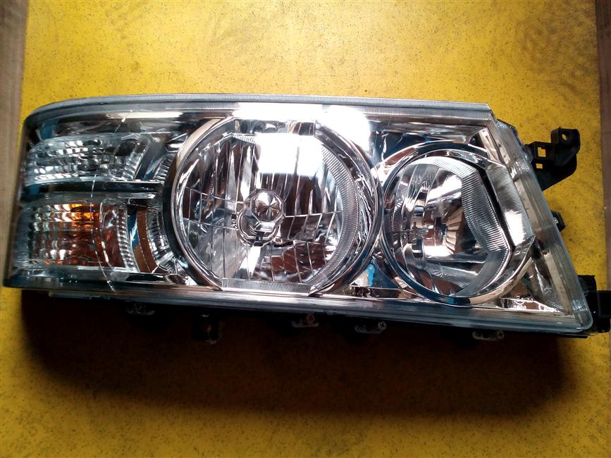 Combined headlight, DG2007-7C, 6700AYD4D, right, 24V-1