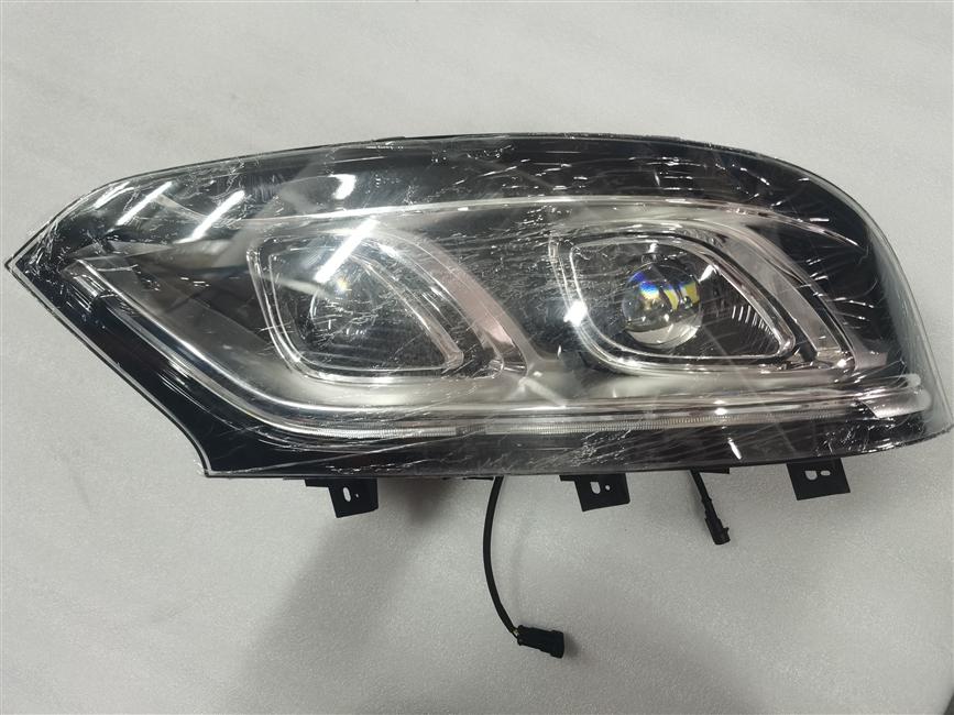 Right combination headlight, QA1598, with dimming motor, 6127AY, right, 24V-2