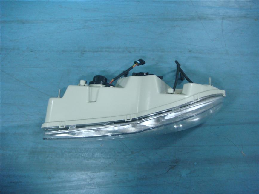 Combination headlight, right, QA640,6800,24V-2