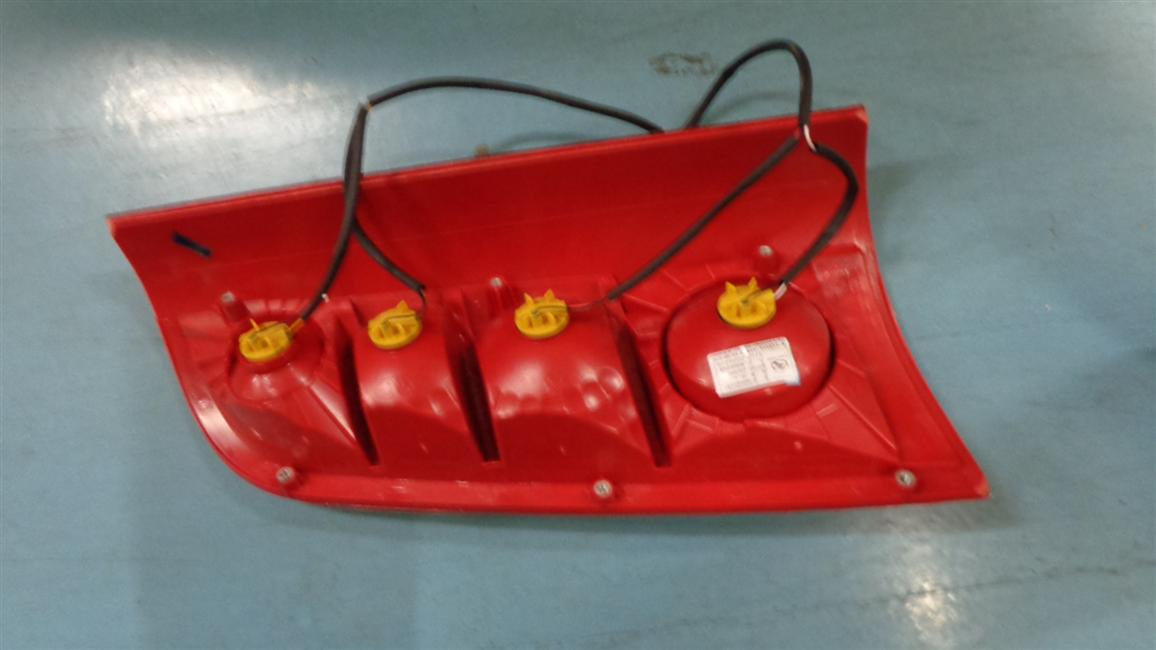 Feux arrière combinés, HA585, 6121, gauche, 24V-1