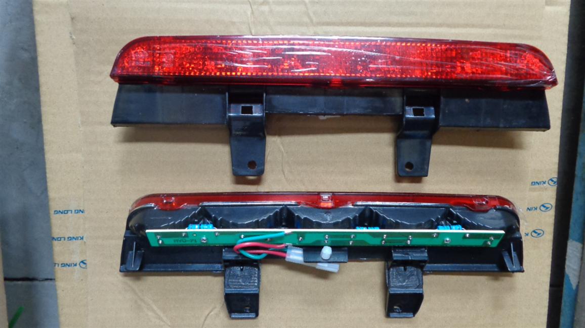 高位制动灯总成,尾门内,3C、EMARK-1