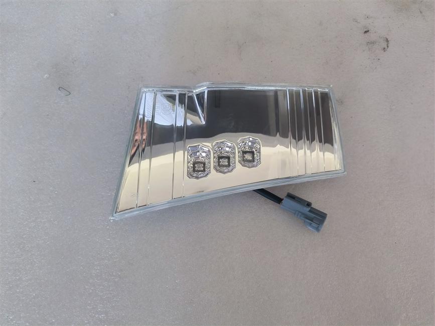 Сигнал поворота направо, модель 09, сертификация 3С, Сяохаиши-3