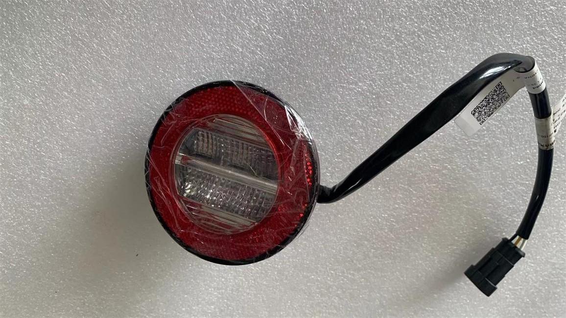 Signal de virage arrière, Z-HX100-3 (direction, marche arrière)