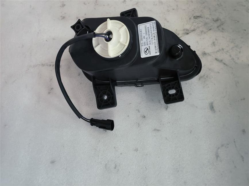 Передний противотуманный огонь слева, WD1531, 6106G, 24V