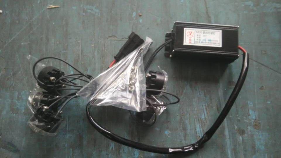 Gauche/droite, feux de jour, SK30, modèles universels, 24V, LED, avec certification UE