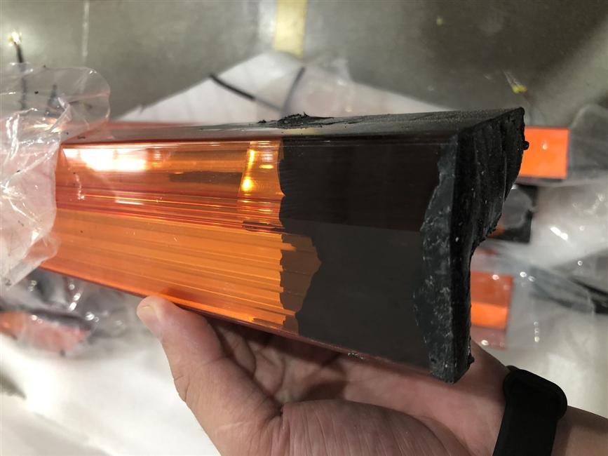 Circonférence latérale droite (section avant de la porte centrale), lumière décorative circonférence latérale, TD, 6127BY