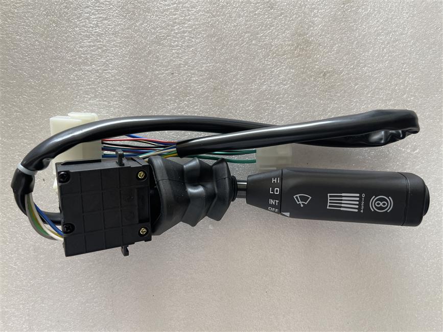 Wiper Combination Switch (with Retarder Switch), 238100038