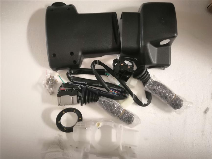 Combination switch, with exhaust brake handle, DJ plug-in, without clock spring